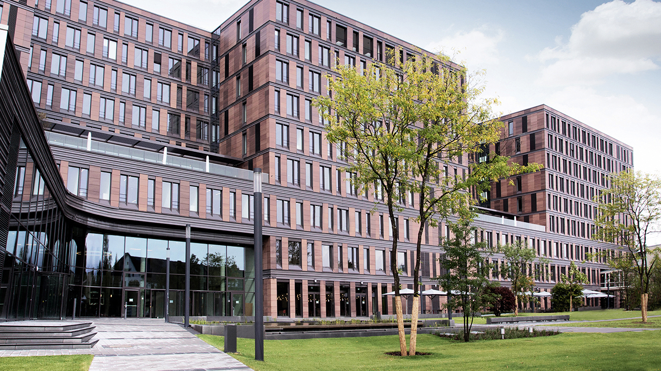 Frankfurt School of Finance & Management Frankfurt School of Finance & Management